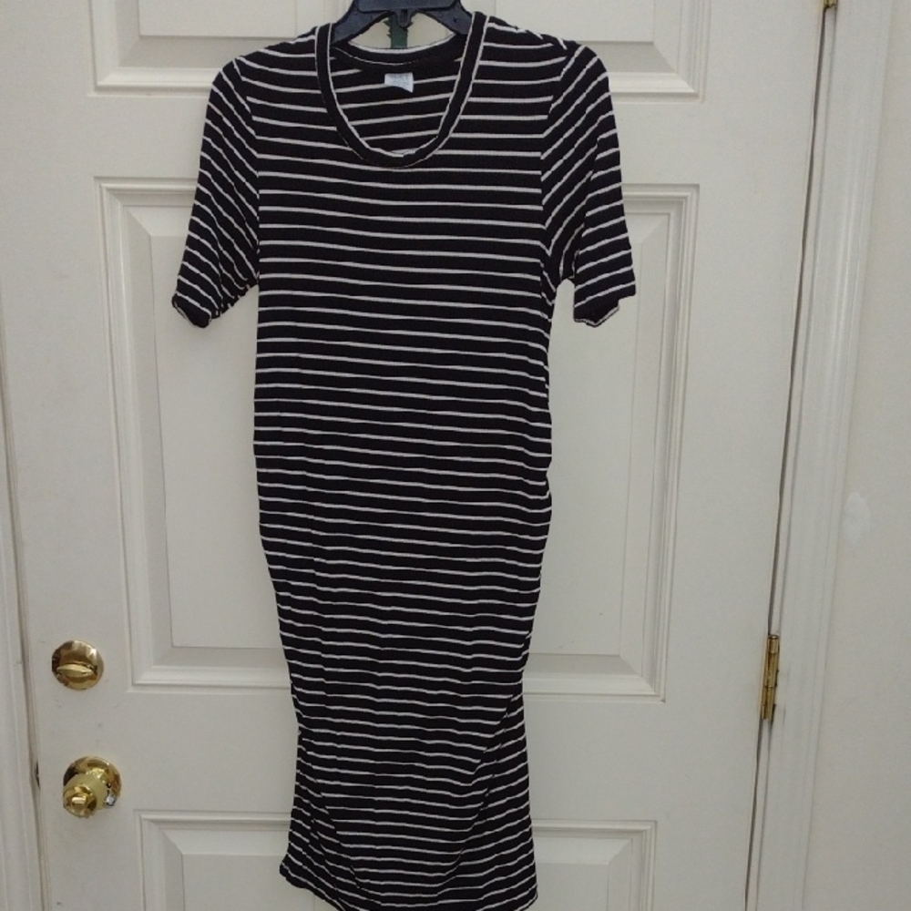 Time and Tru Black and White Sheath Midi Maternity Dress